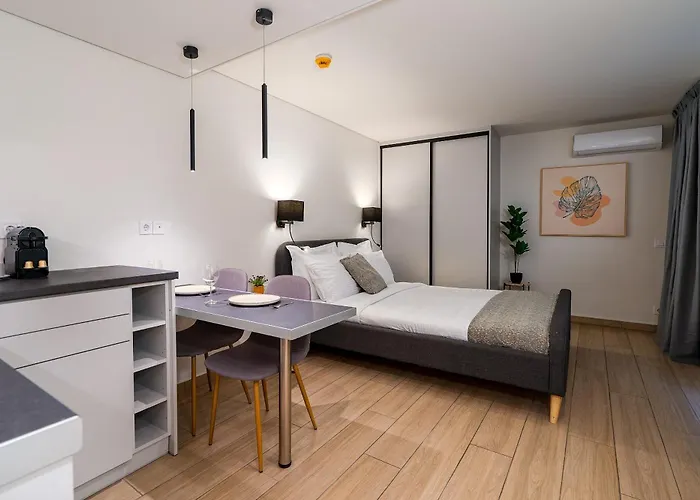 Luxury M02 Apartment In The Heart Of Athens